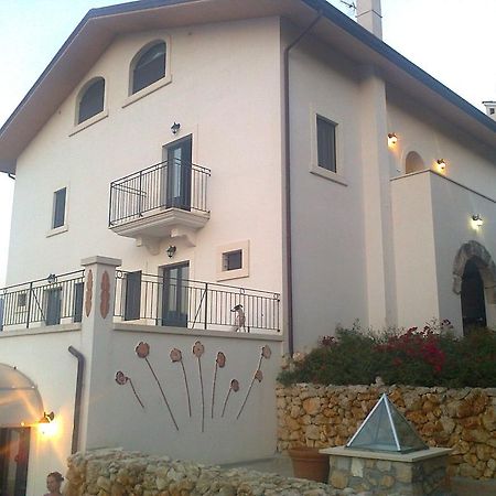 Locanda Dell'Asino D'Oro Villa Sulmona Eksteriør bilde